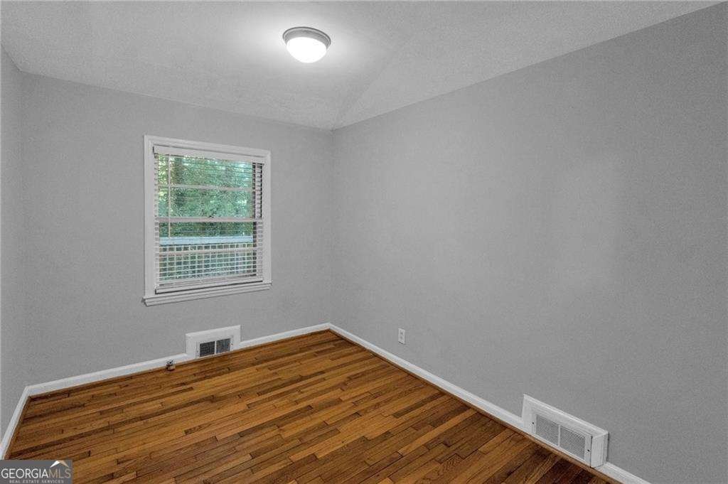 656 Channing Drive Atlanta - 18