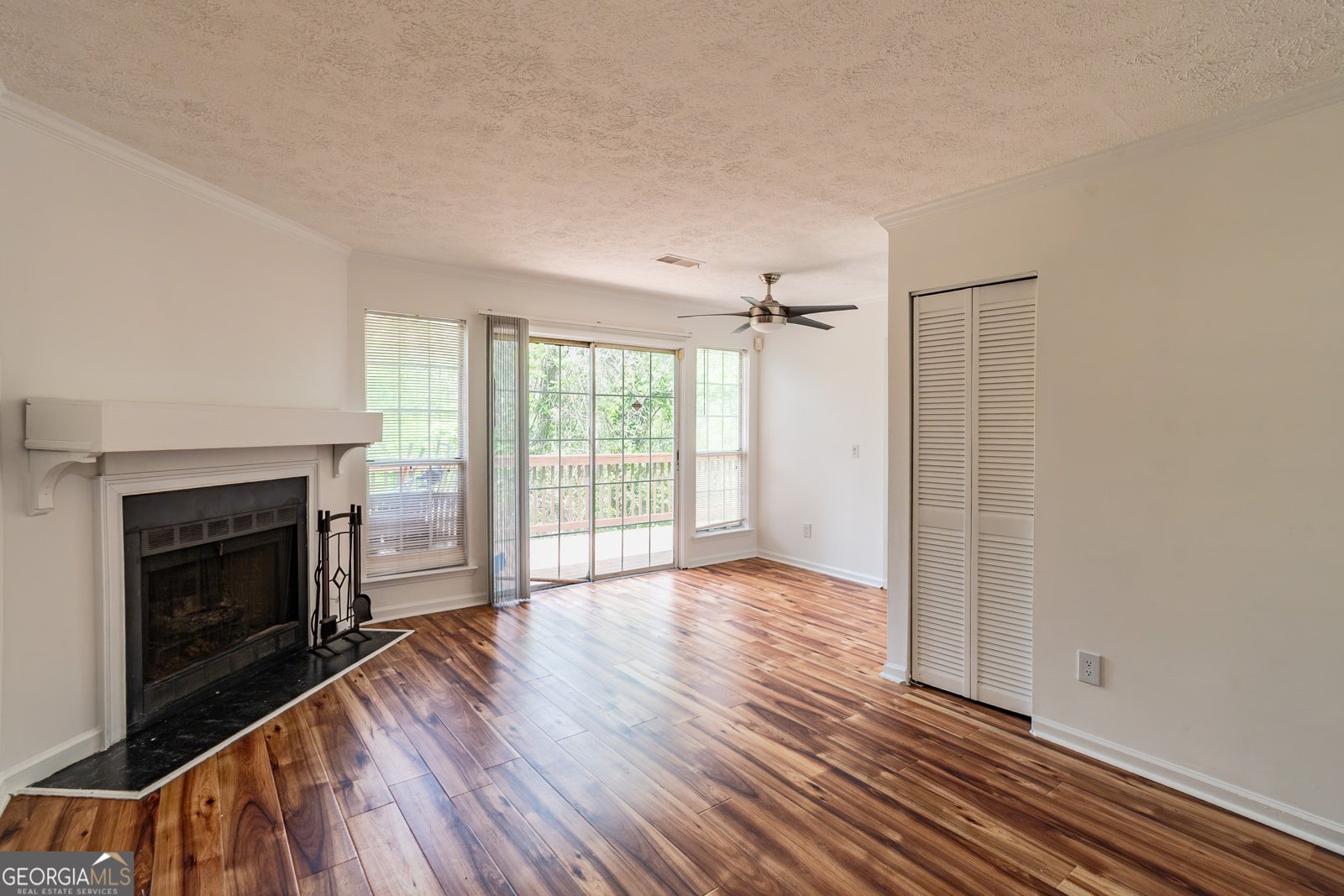 3987 Bayside Circle Atlanta - 3