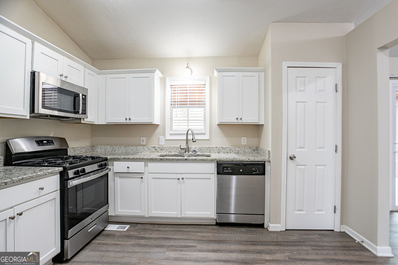 3841 Greenbrook Drive Douglasville - 10