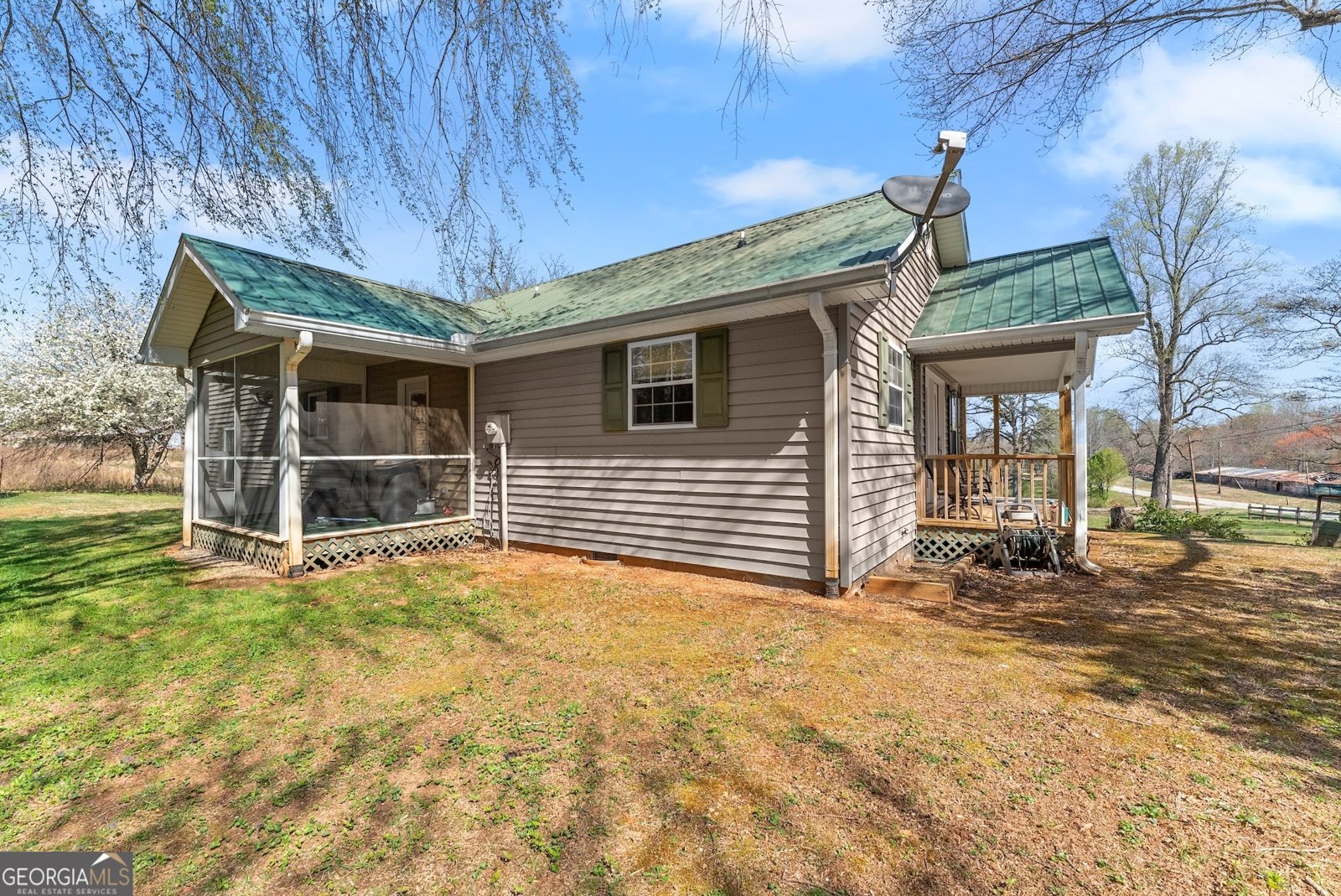 1595 Historic Old Hwy 441 Clarkesville - 29