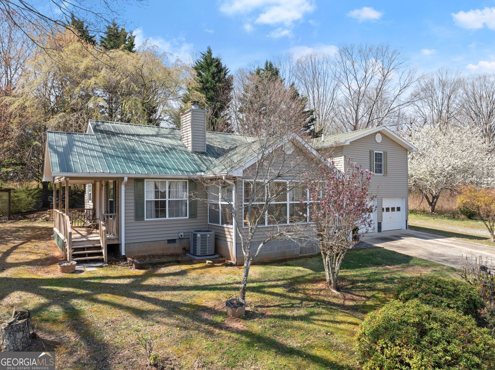 1595 Historic Old Hwy 441 Clarkesville - 3
