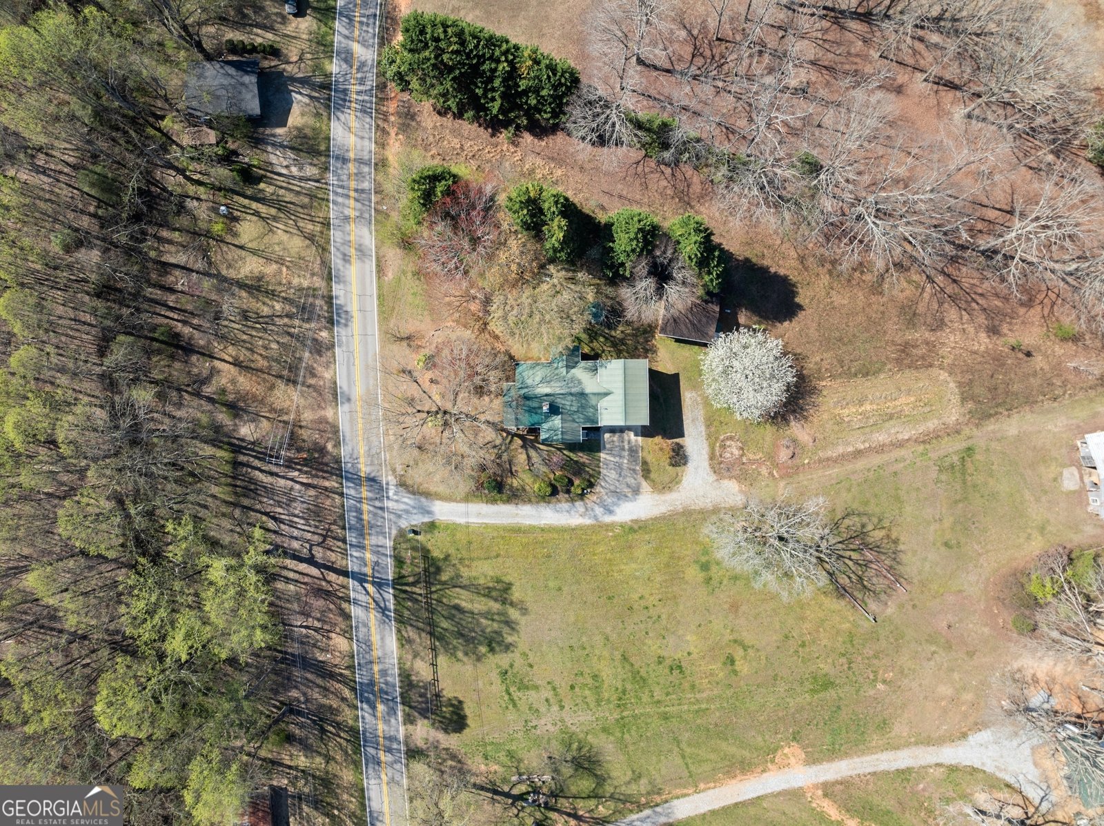1595 Historic Old Hwy 441 Clarkesville - 37