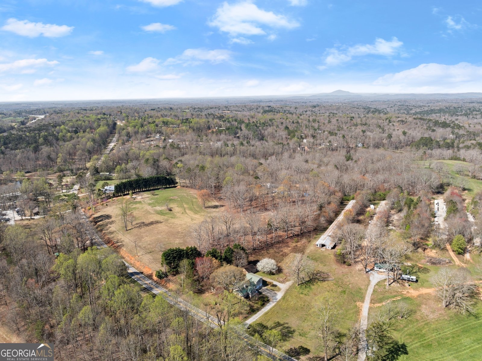 1595 Historic Old Hwy 441 Clarkesville - 38