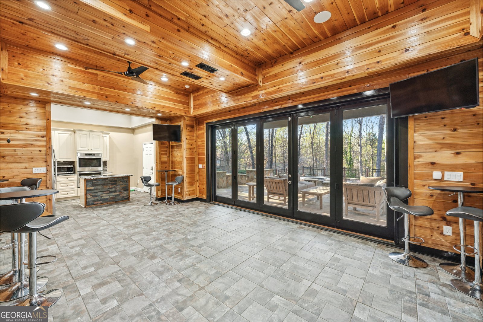 8069 Kenstone Court Sandy Springs - 35