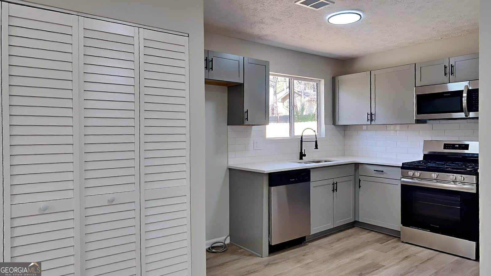 4805 Kellys Mill Drive Lilburn - 8