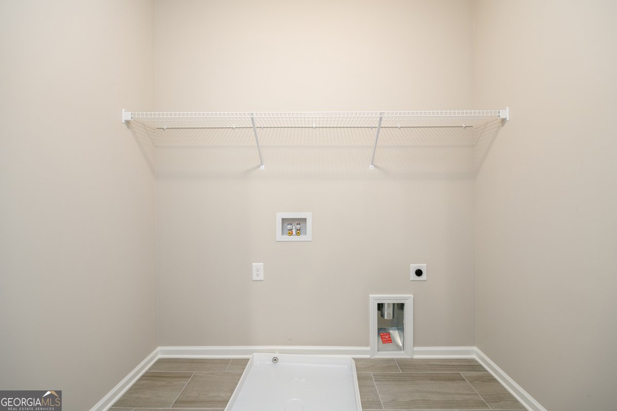 8245 DAWSON VIEW Way Cumming - 41