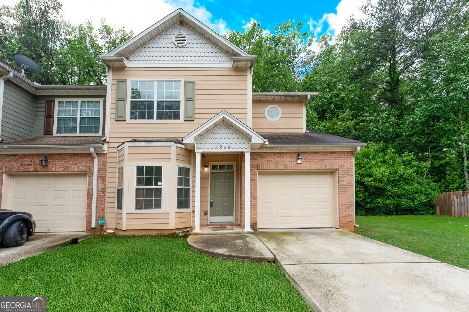 2520 Laurel Circle Atlanta - 1