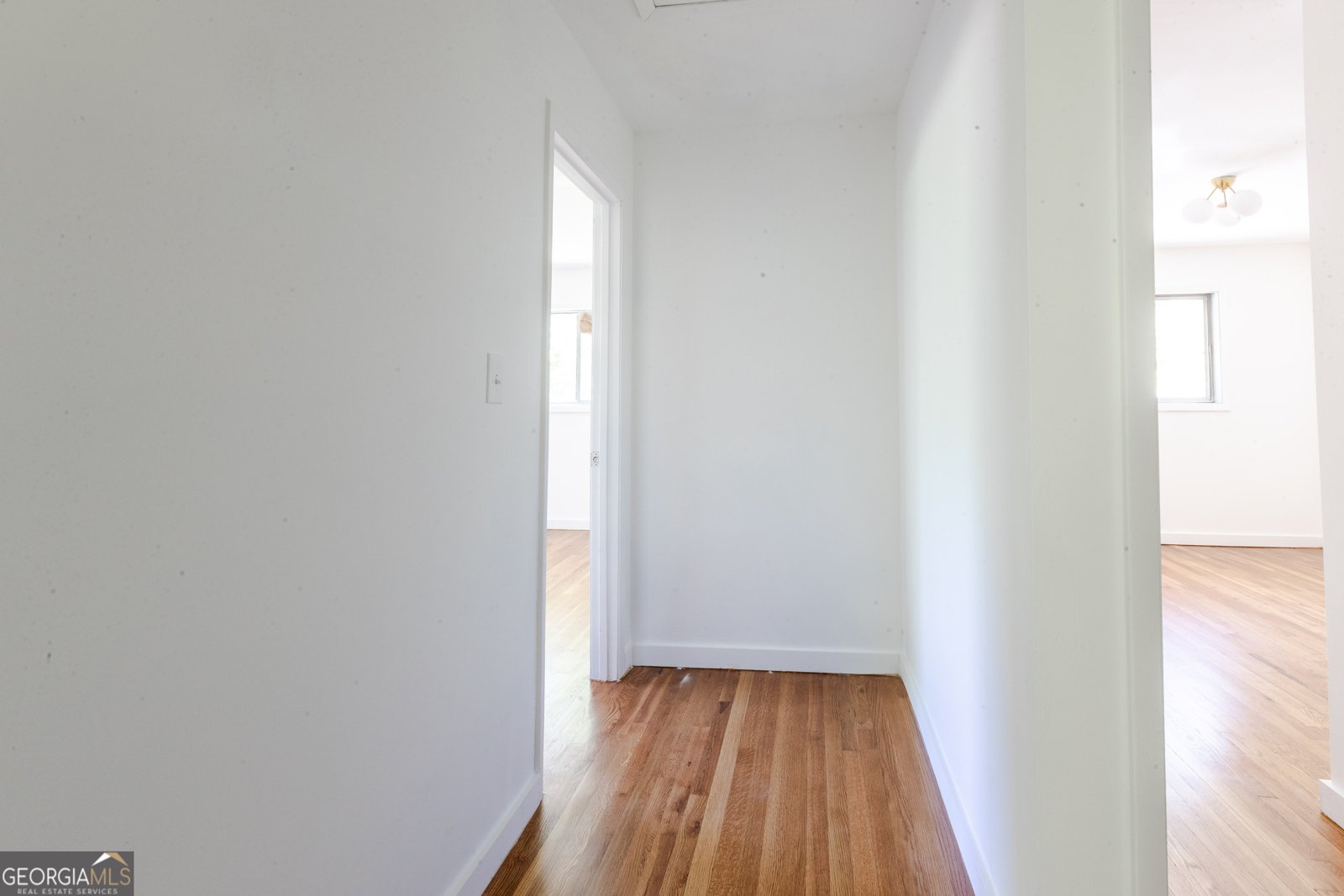 558 Larchmont Drive Atlanta - 17