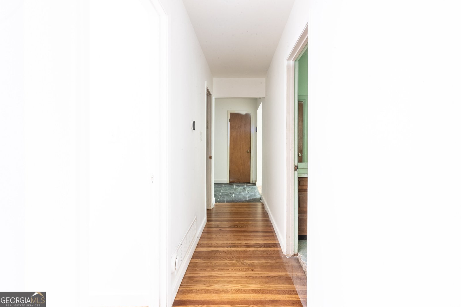 558 Larchmont Drive Atlanta - 20