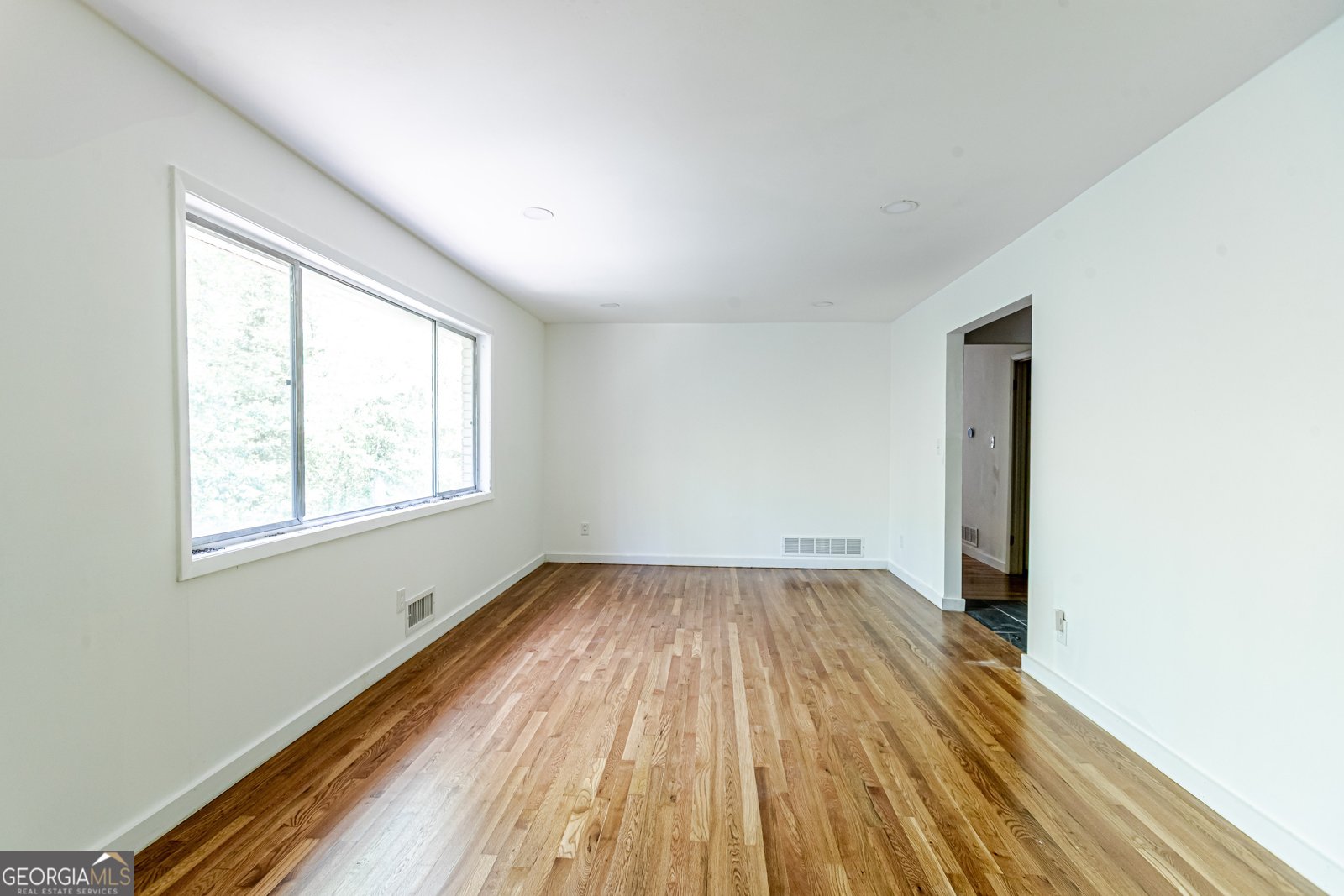 558 Larchmont Drive Atlanta - 9