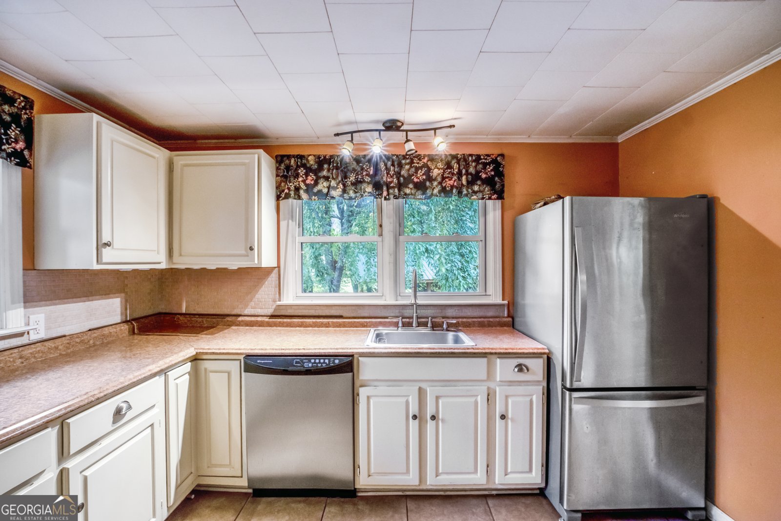 256 Black Rock Mountain Parkway Clayton - 16