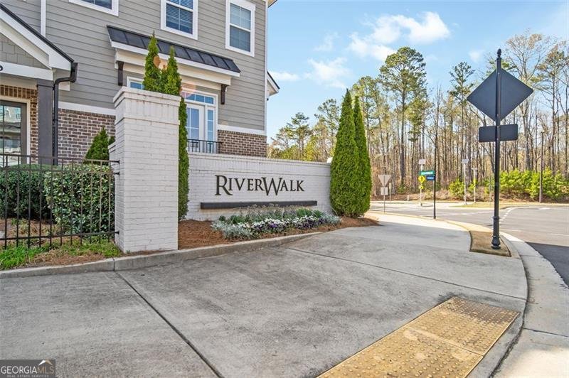 2020 Rivermont Way Roswell - 26