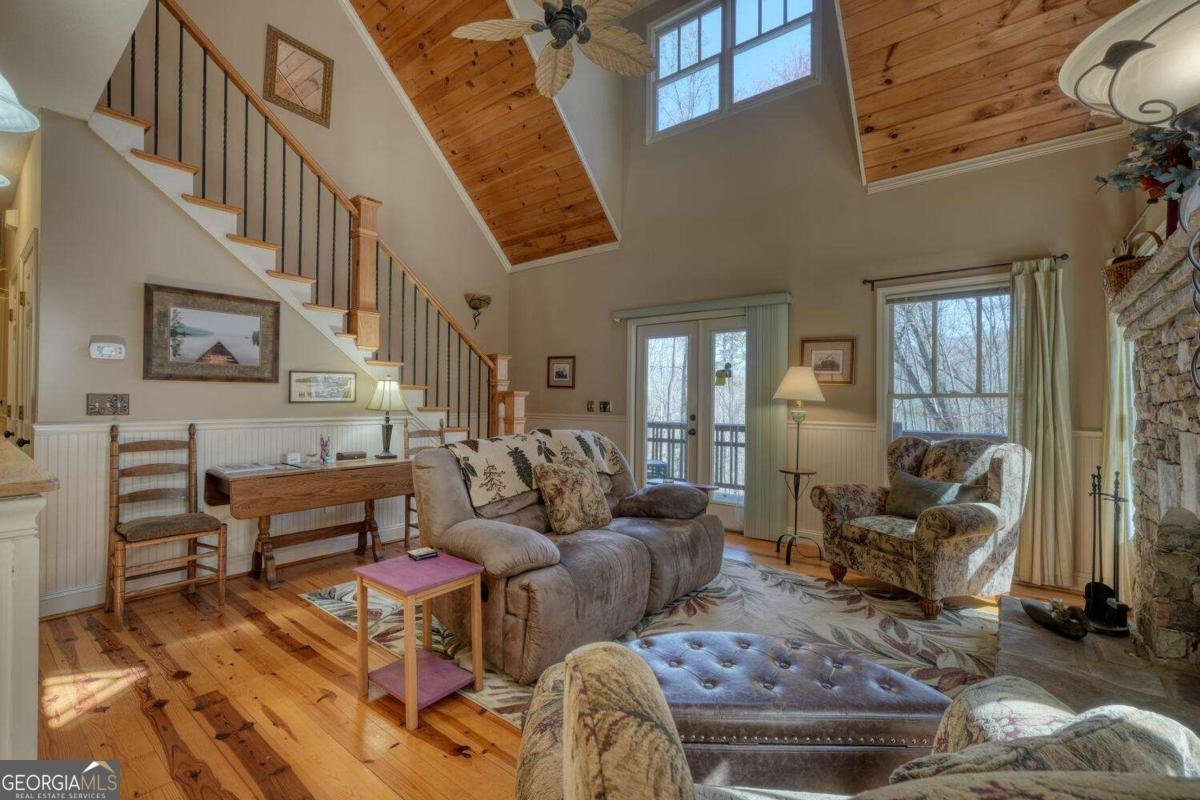 526 Garland Ridge Drive Hayesville - 28