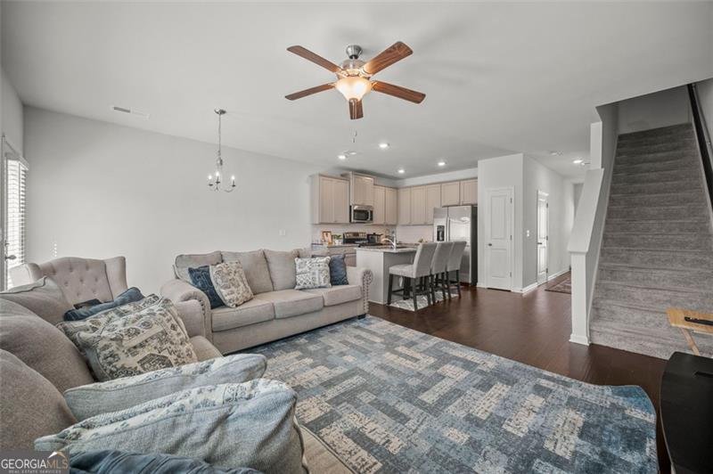 7083 GLADSTONE Stonecrest - 14