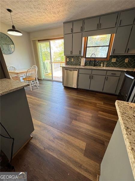 321 ROSES CREEK Drive Lawrenceville - 22