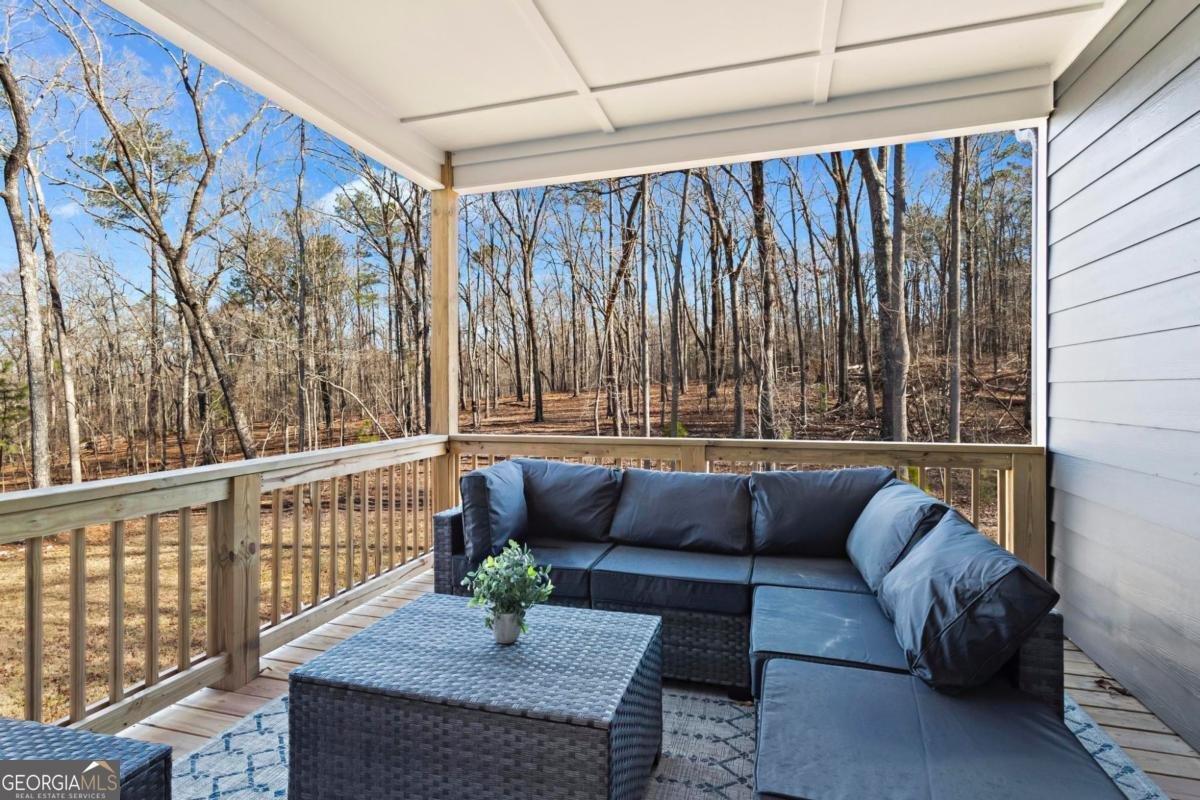 6710 Grayland Drive Douglasville - 17