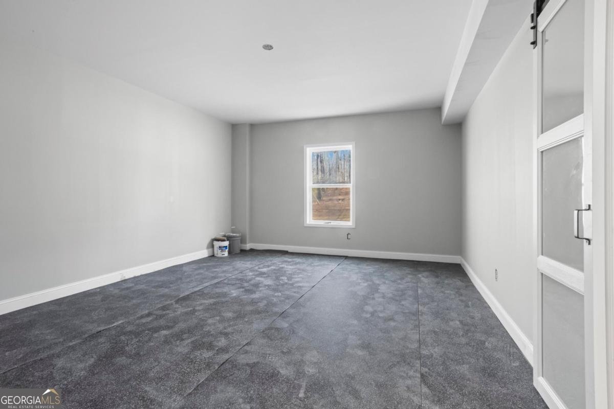 6710 Grayland Drive Douglasville - 34