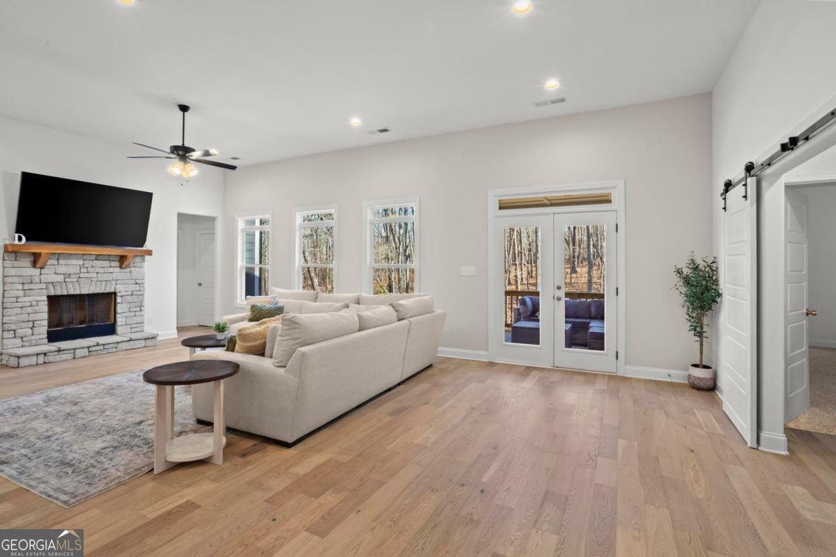 6710 Grayland Drive Douglasville - 6