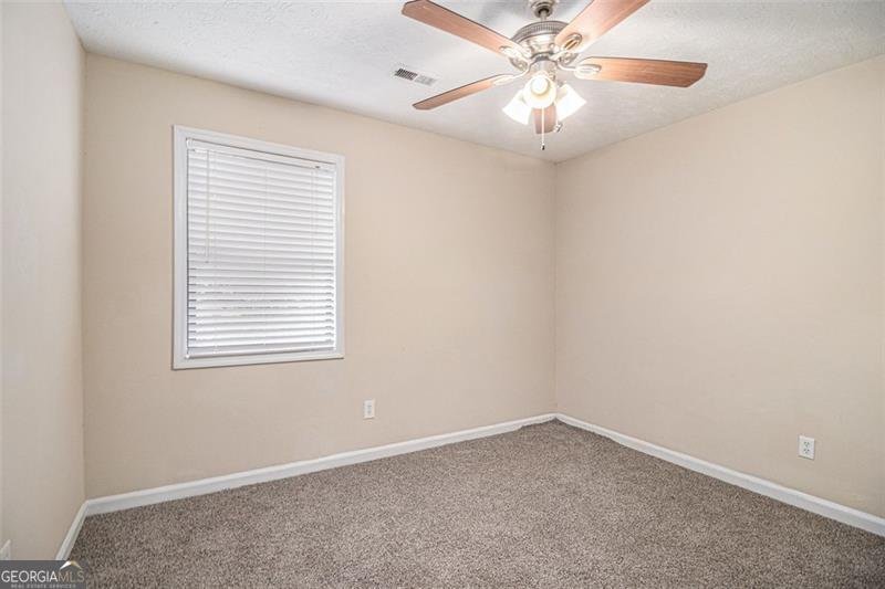 5375 GARVEY Drive Fairburn - 2