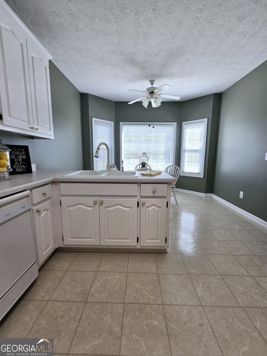 248 Valley Way Hampton - 35