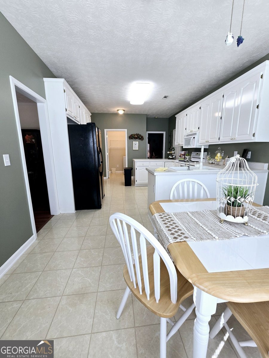 248 Valley Way Hampton - 36