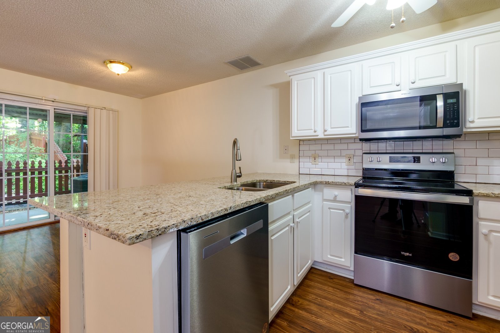 137 Venture Path Hiram - 11