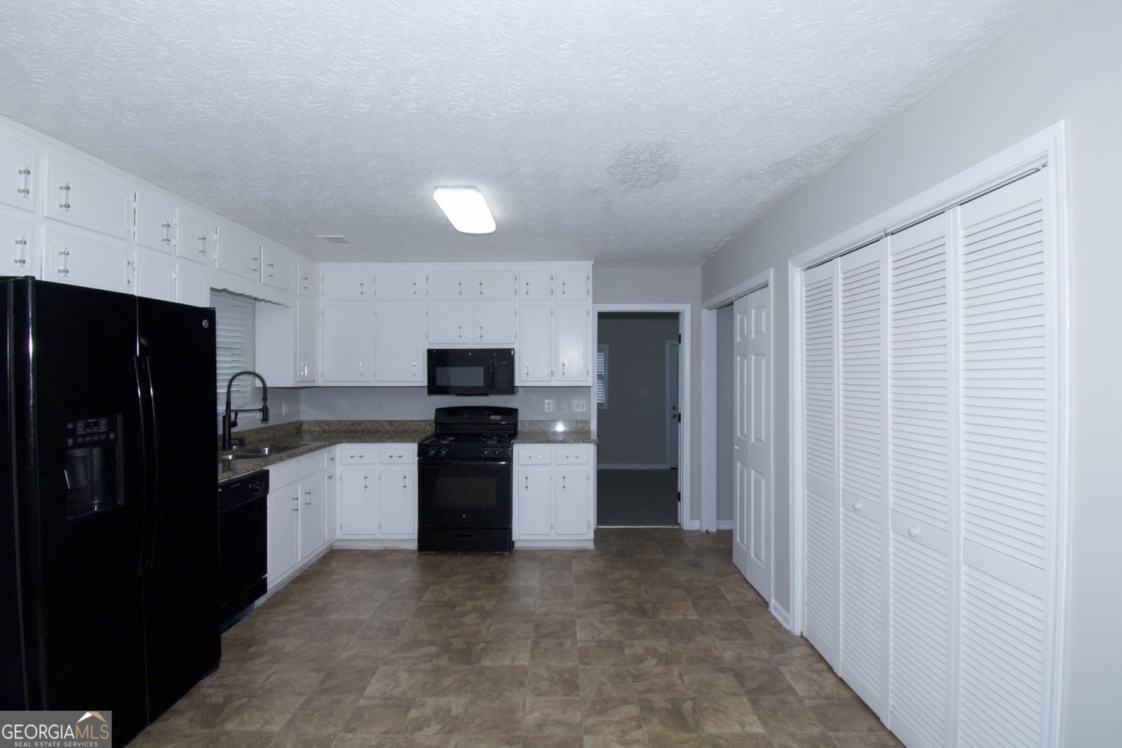 321 Summerwood Lane Stockbridge - 8