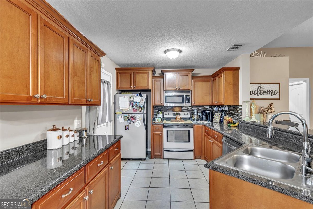203 Hendrix Street Ludowici - 6