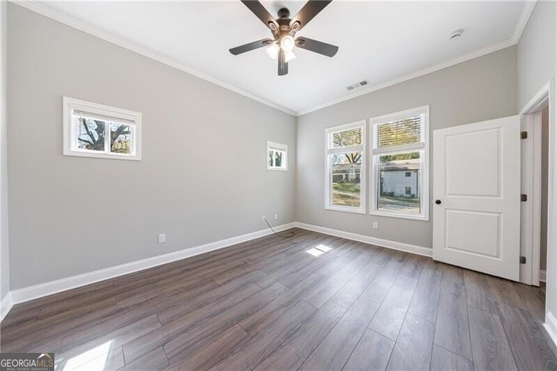 2620 Oak Street Atlanta - 25