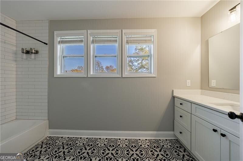 2620 Oak Street Atlanta - 32