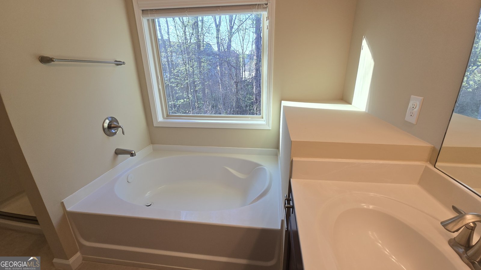 4440 Cedar Bridge Walk Suwanee - 35