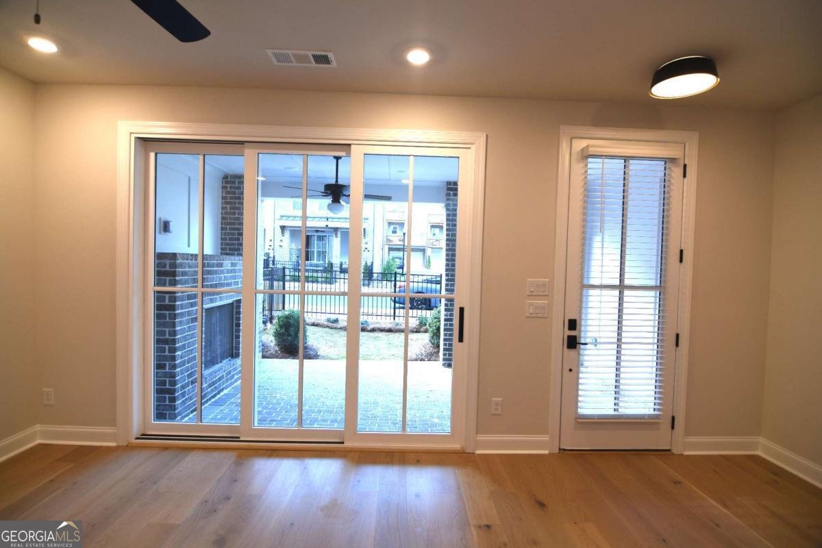 502 Clover Lane Alpharetta - 4