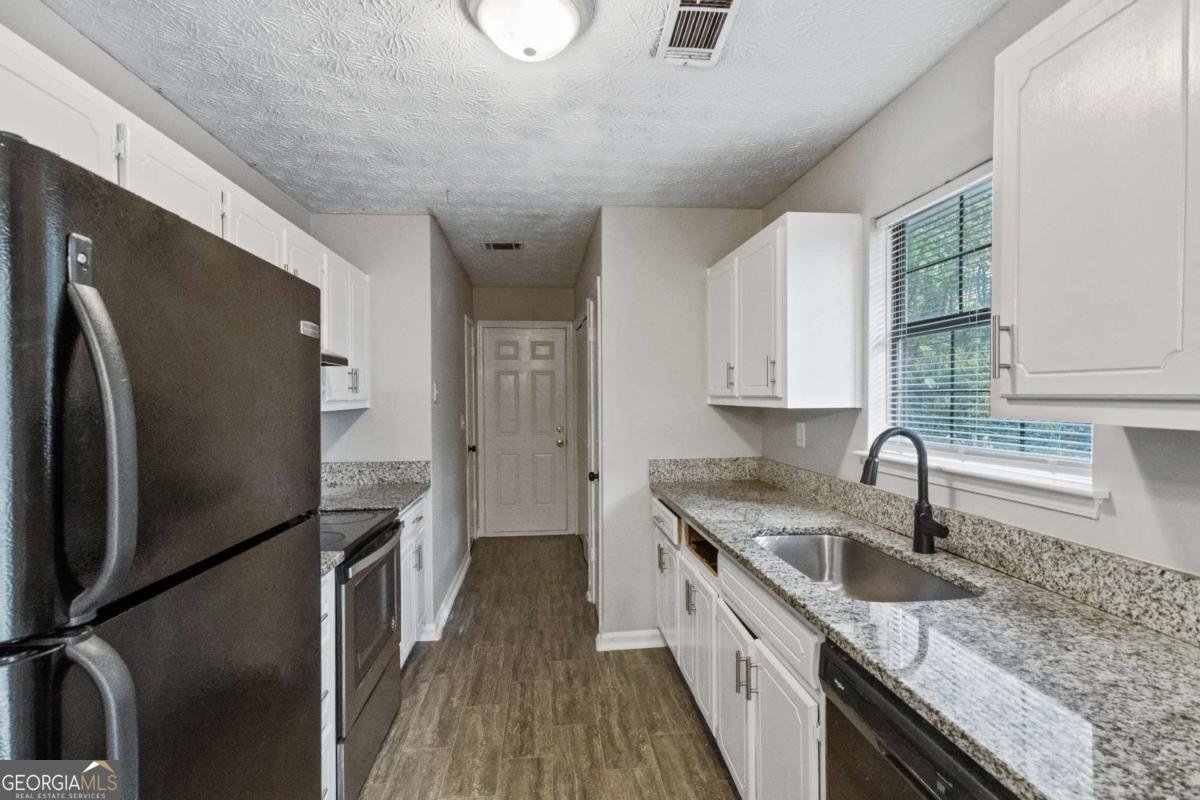 164 Adrian Drive Stockbridge - 5