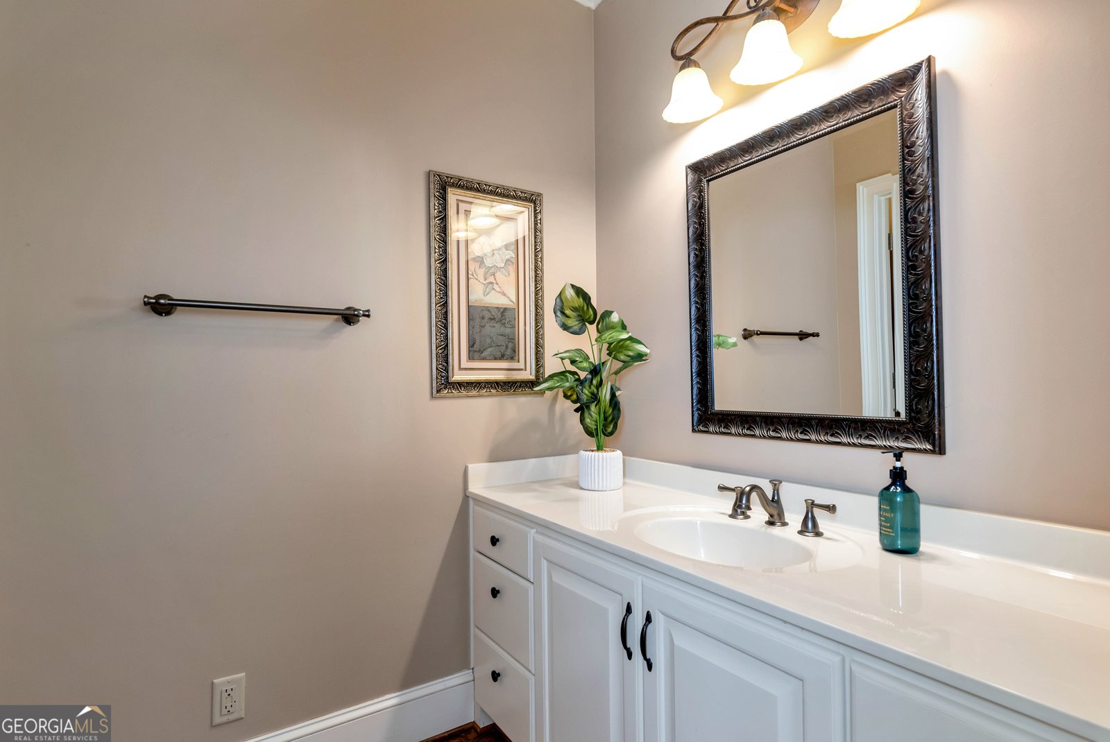 555 New Liberty Road Clarkesville - 33