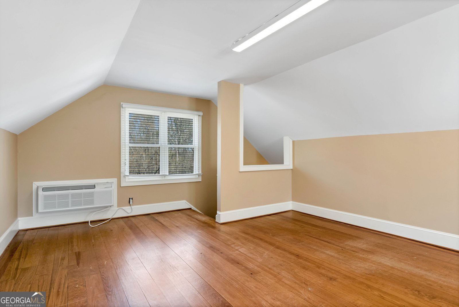 555 New Liberty Road Clarkesville - 50