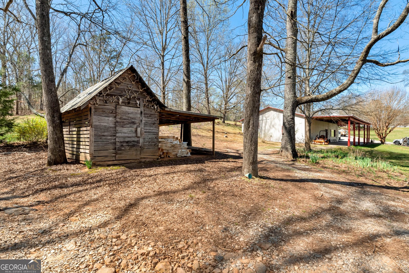555 New Liberty Road Clarkesville - 85