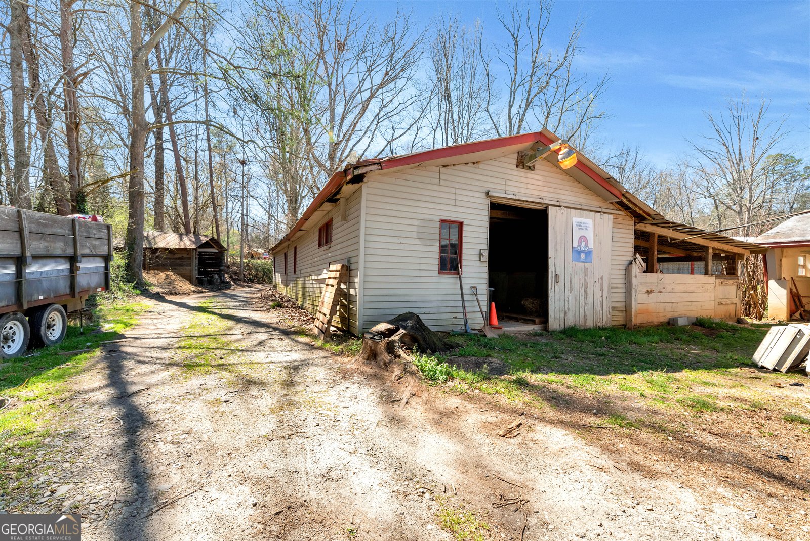 555 New Liberty Road Clarkesville - 87
