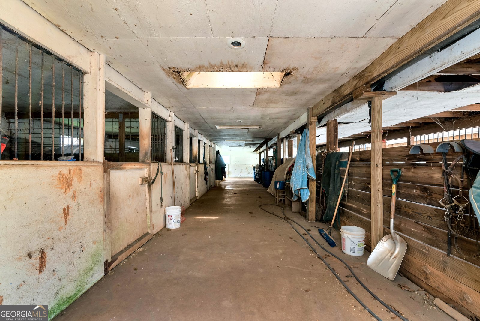 555 New Liberty Road Clarkesville - 90