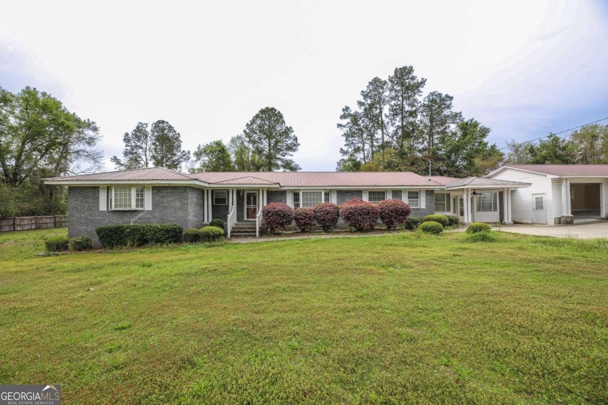 1100 Atlantic Avenue Waycross - 2