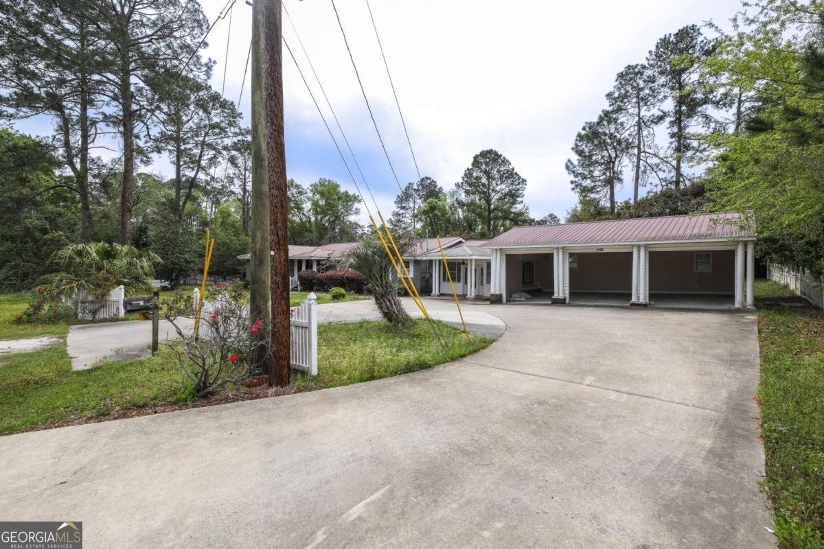 1100 Atlantic Avenue Waycross - 38