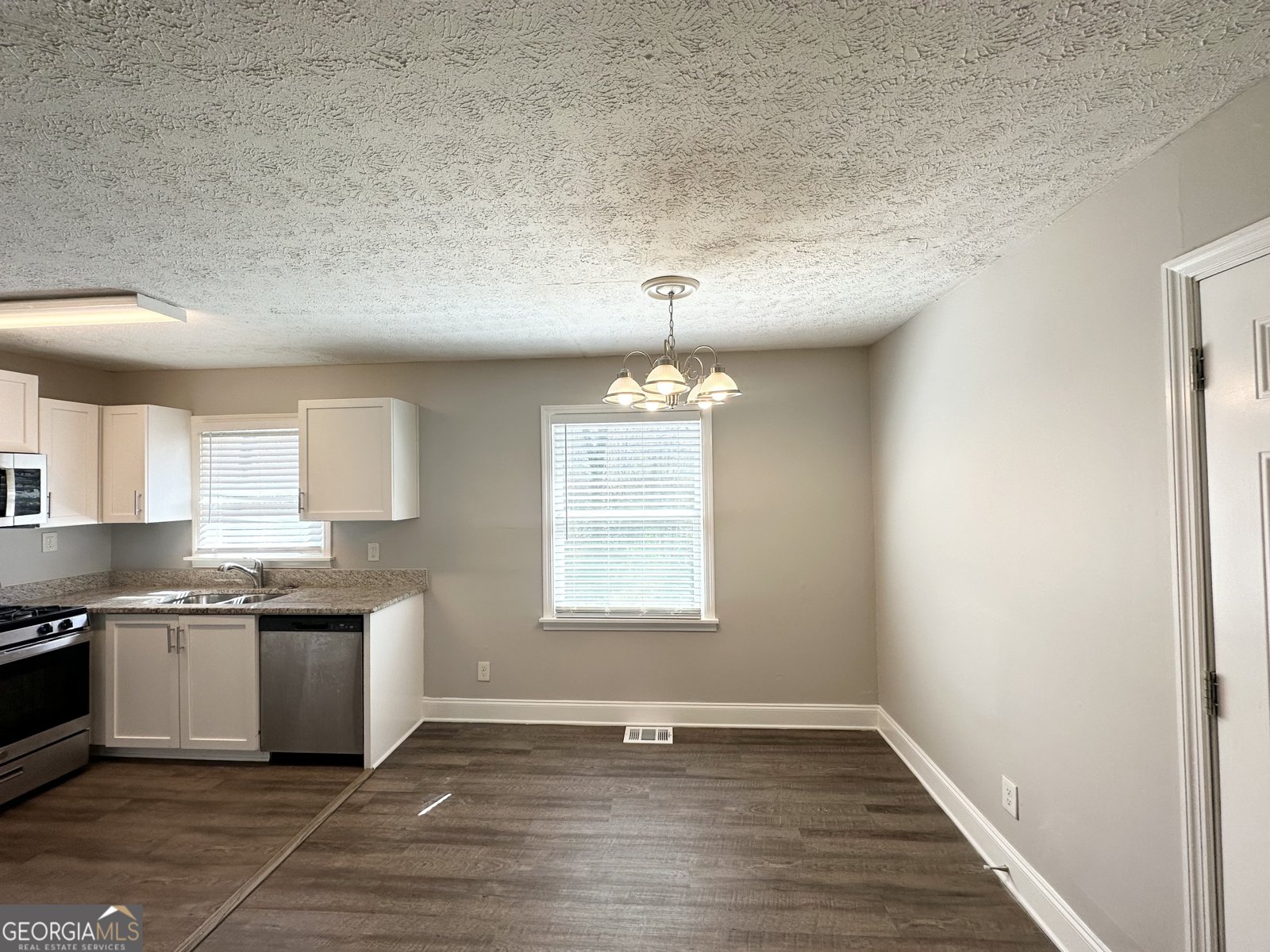 3566 Fairlane Drive Atlanta - 4