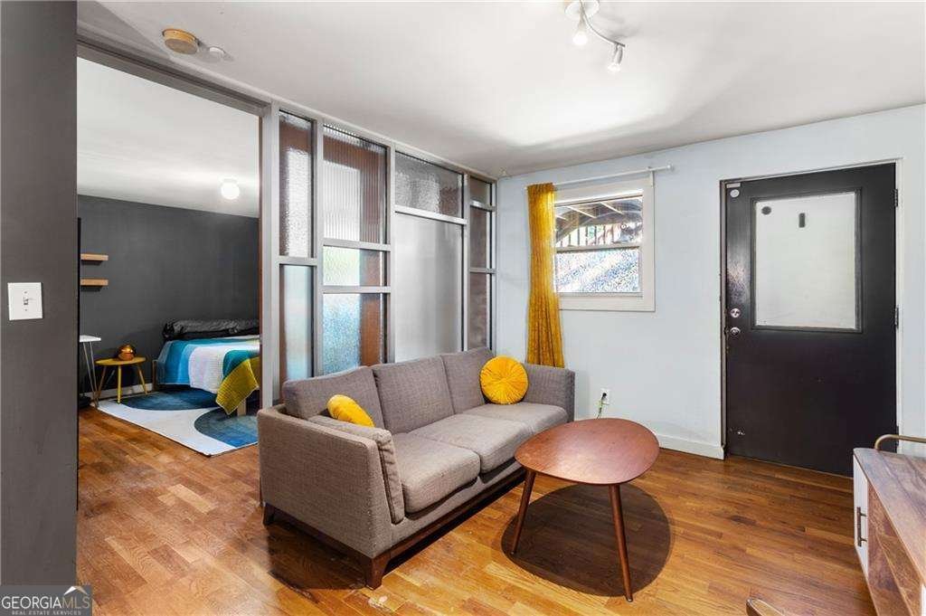 562 Formwalt Street Atlanta - 6