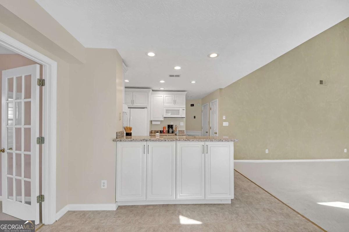 2983 Bancroft Glen Kennesaw - 28