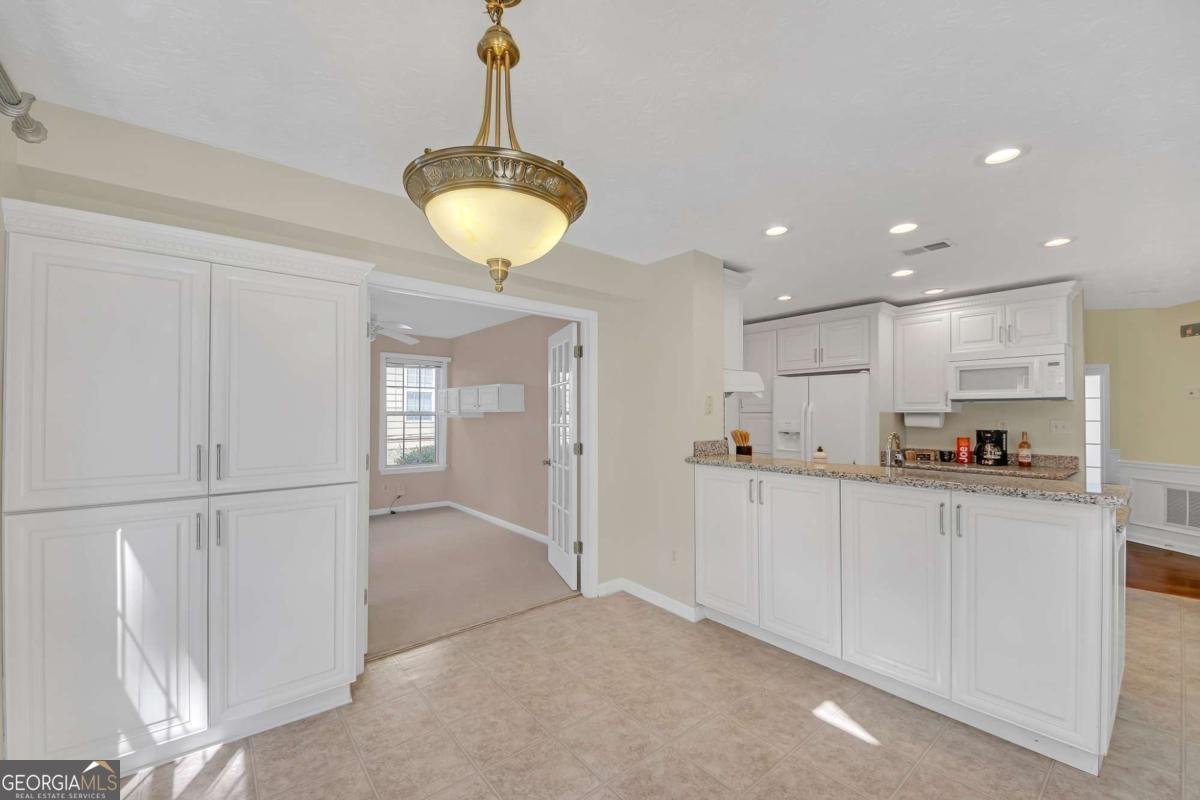 2983 Bancroft Glen Kennesaw - 29
