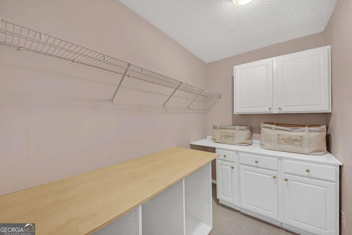 2983 Bancroft Glen Kennesaw - 43