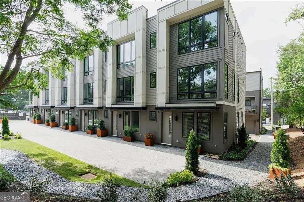1160 Ormewood Avenue Atlanta - 1