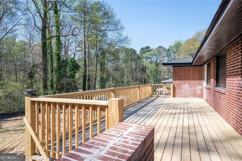 3042 PEEK Road Atlanta - 33