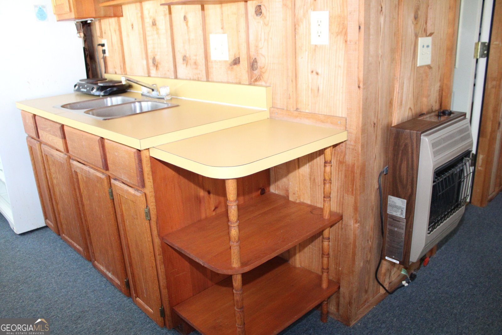 111 Maple Wood Lane Cleveland - 3