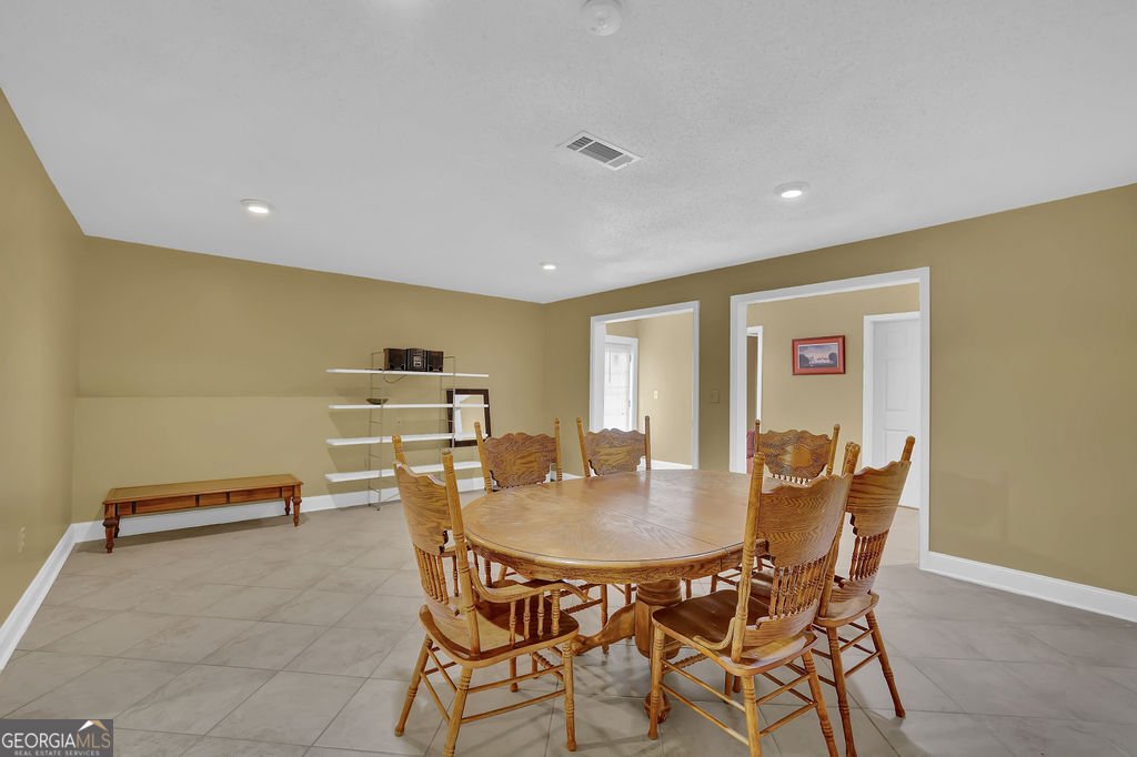 917 Redstone Trail Dacula - 23