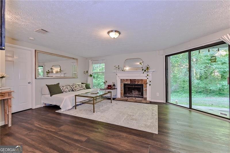 6351 Wedgeview Court Tucker - 3